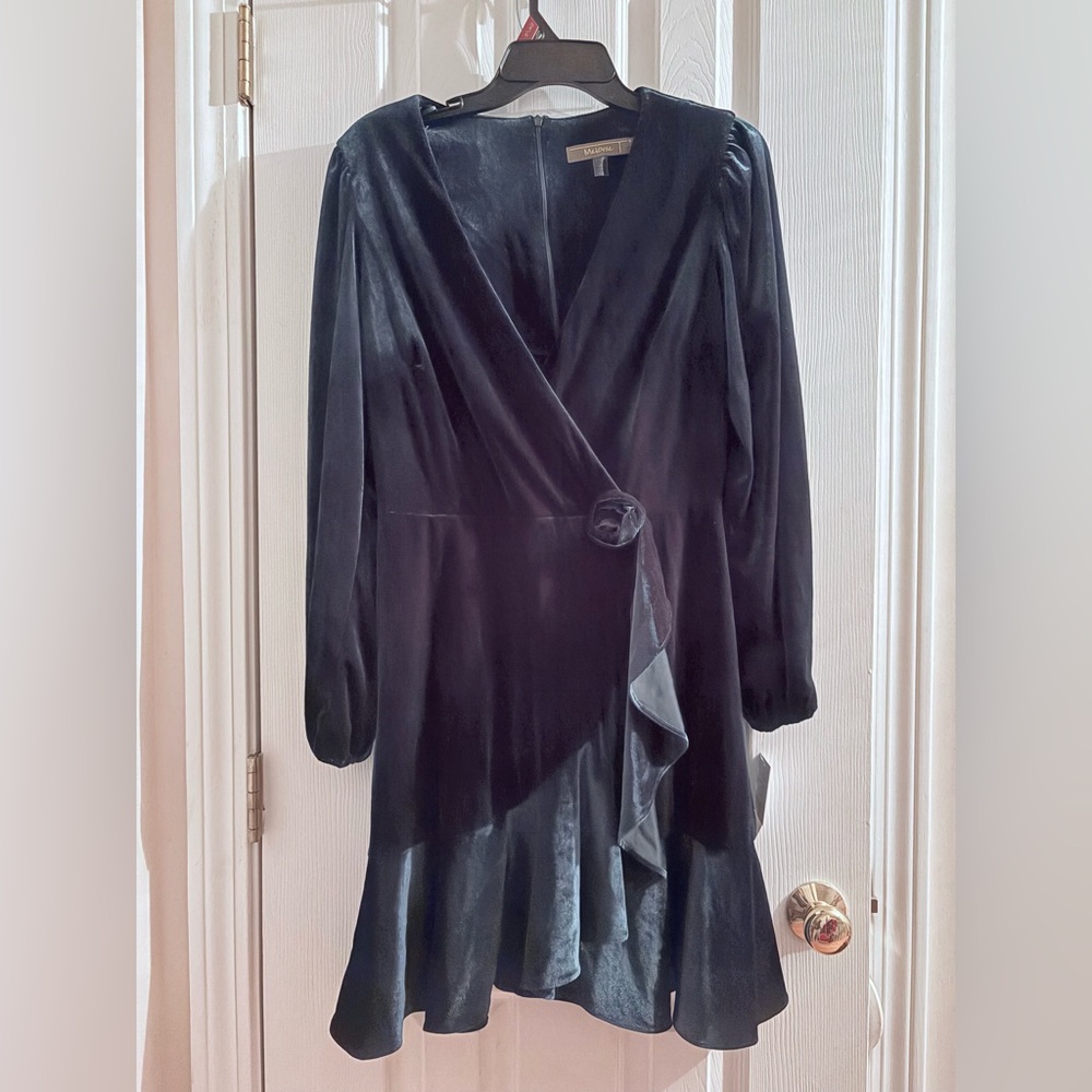 Elegant Deep Green  Velvet Wrap Dress